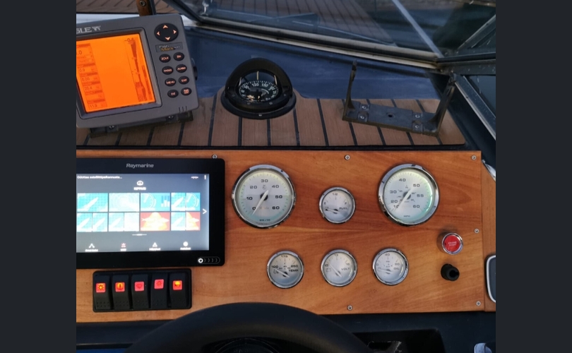 Bayliner 2550-kuva-6